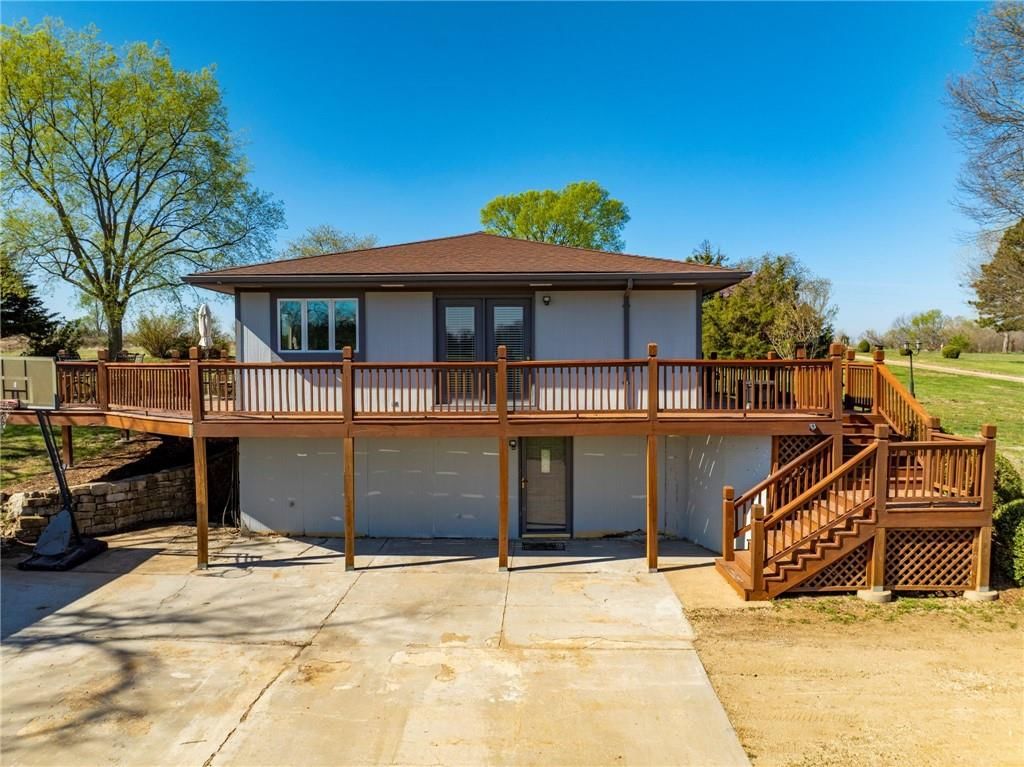 1628 E 400th Road — photo 38