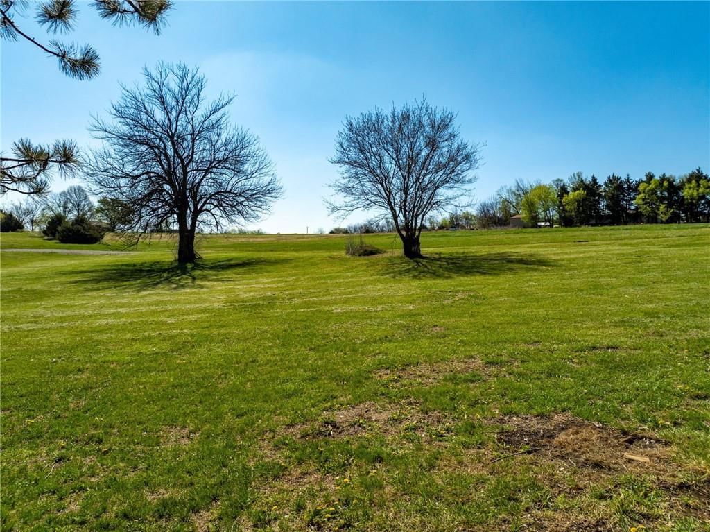 1628 E 400th Road — photo 42