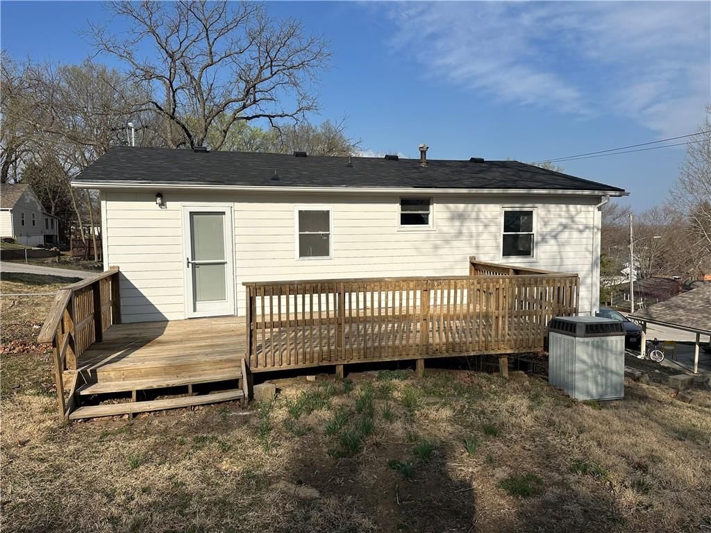 Photo 15 of 16 - 403 Highland Avenue