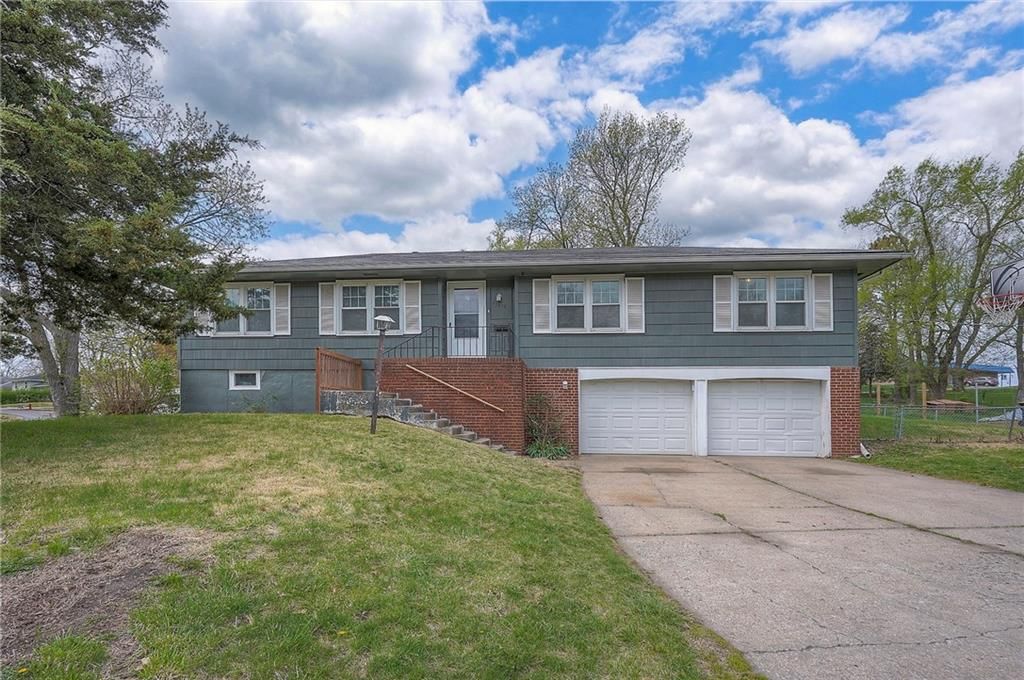 11816 Armitage Drive — photo 1