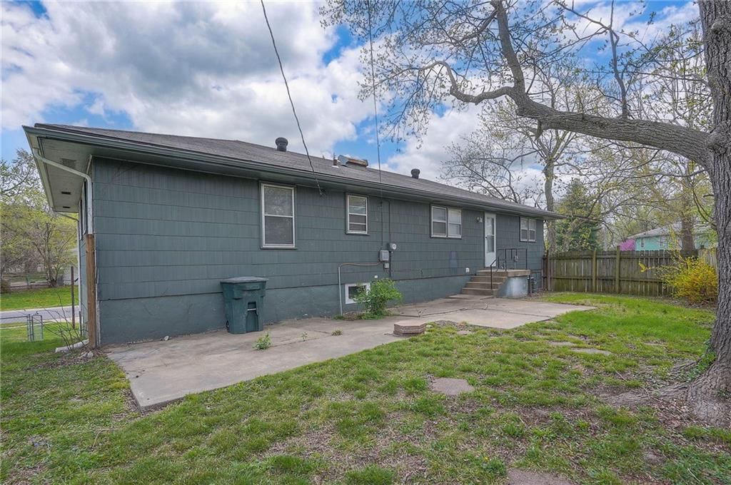 11816 Armitage Drive — photo 33