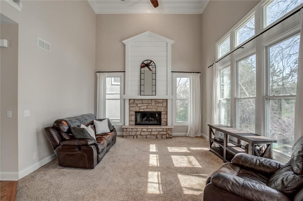 13814 Meadow Lane — photo 3