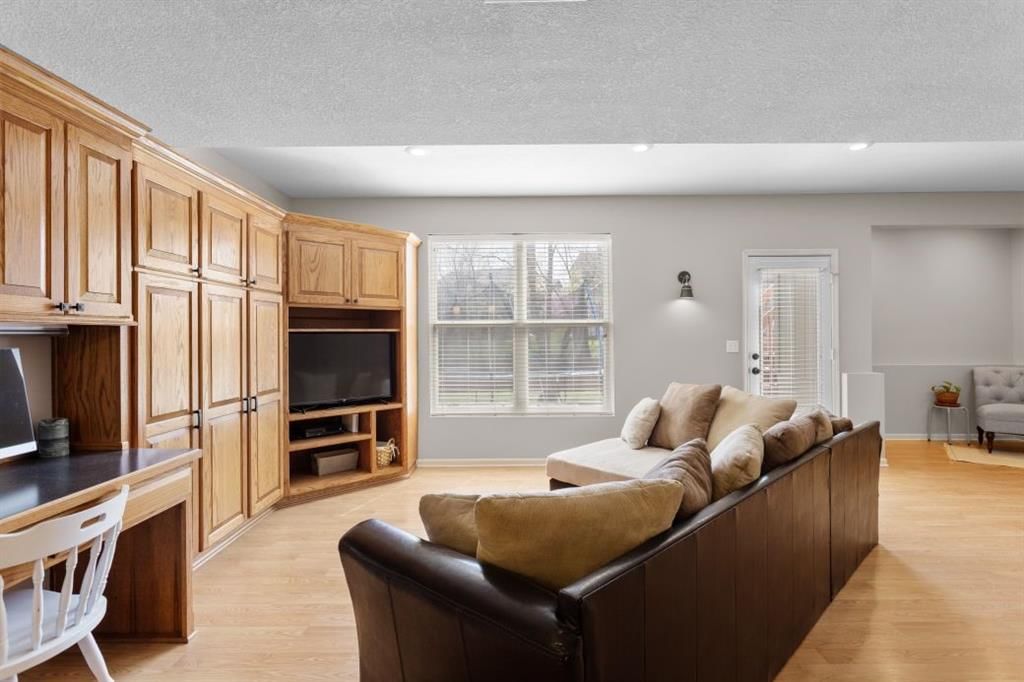 21619 W 98th Street — photo 32