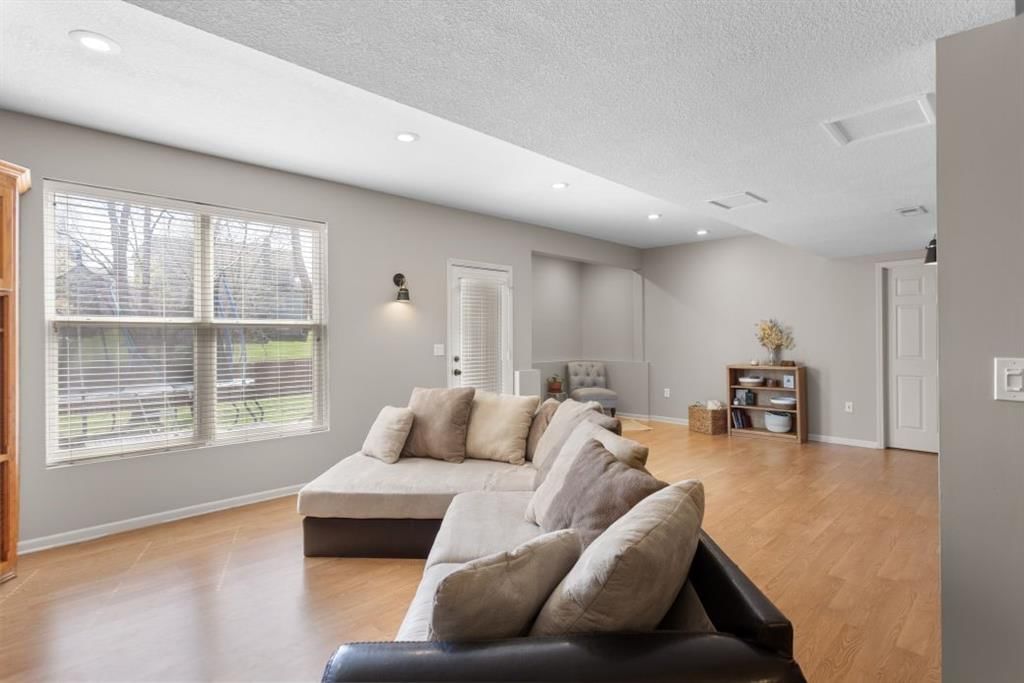 21619 W 98th Street — photo 33