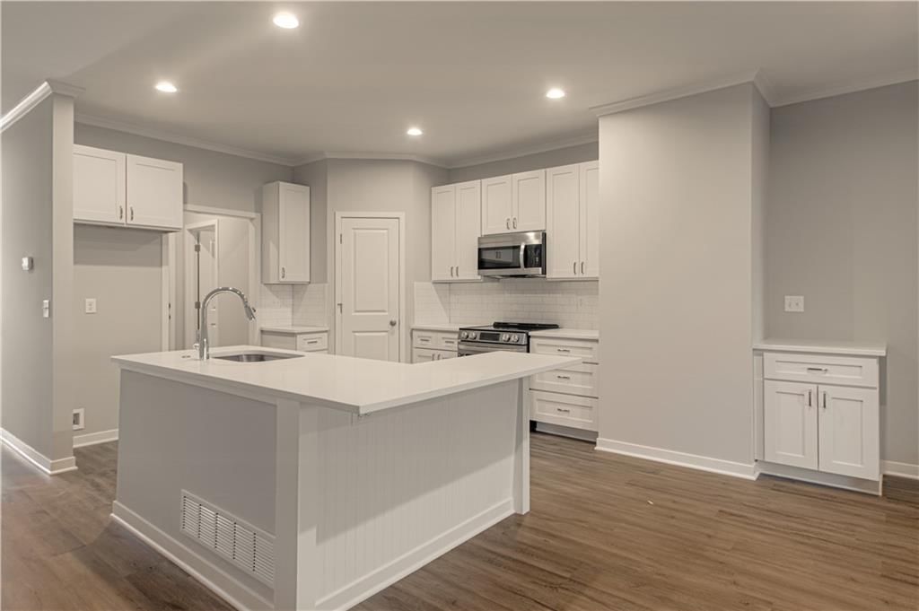 1083 N Findley Street — photo 10