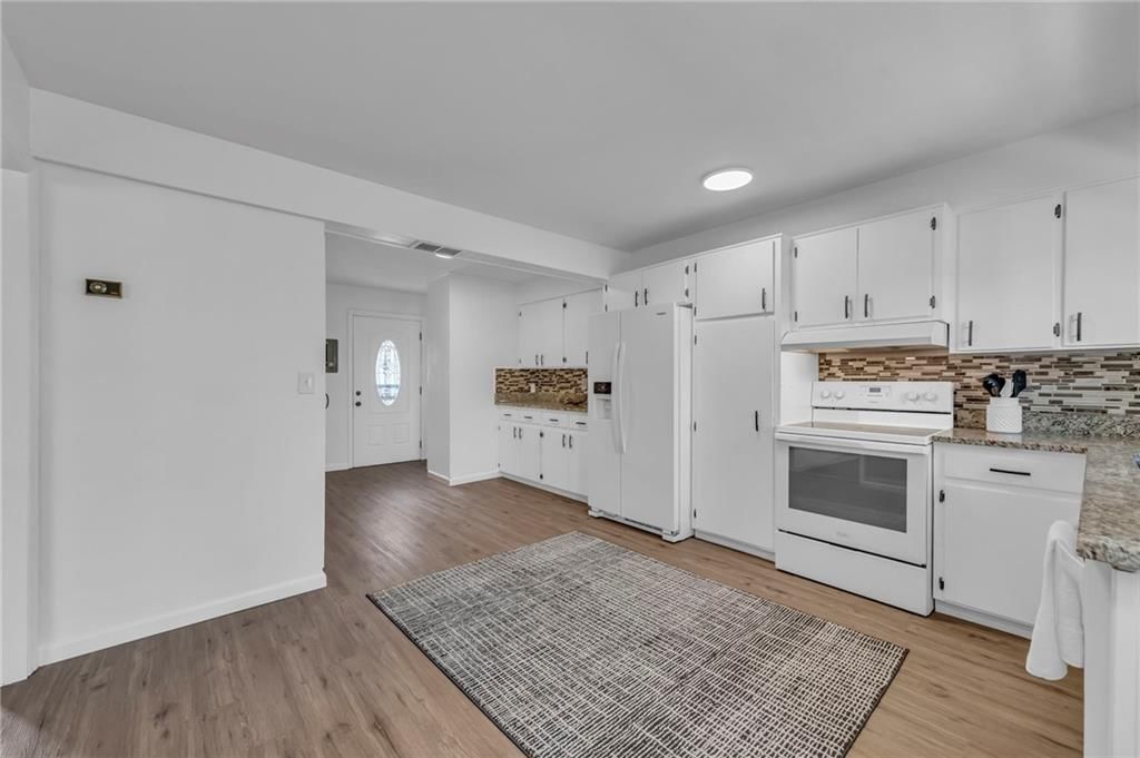 5700 Farley Avenue — photo 14