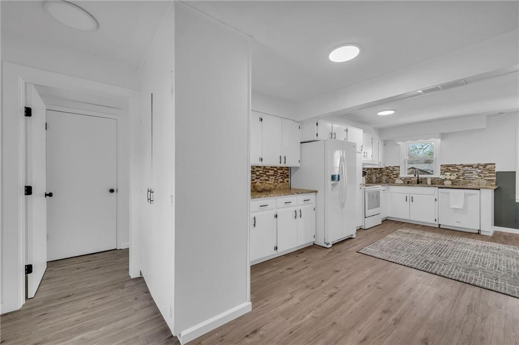 5700 Farley Avenue — photo 15