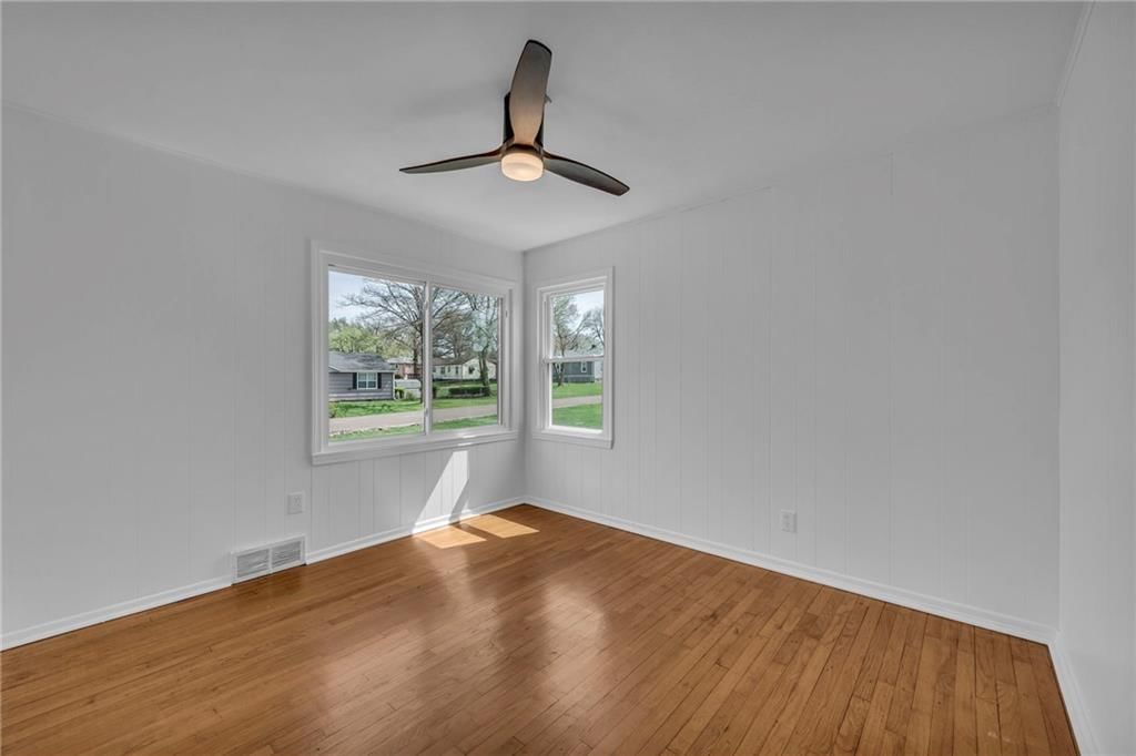 5700 Farley Avenue — photo 18
