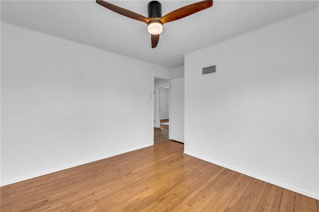 5700 Farley Avenue — photo 19