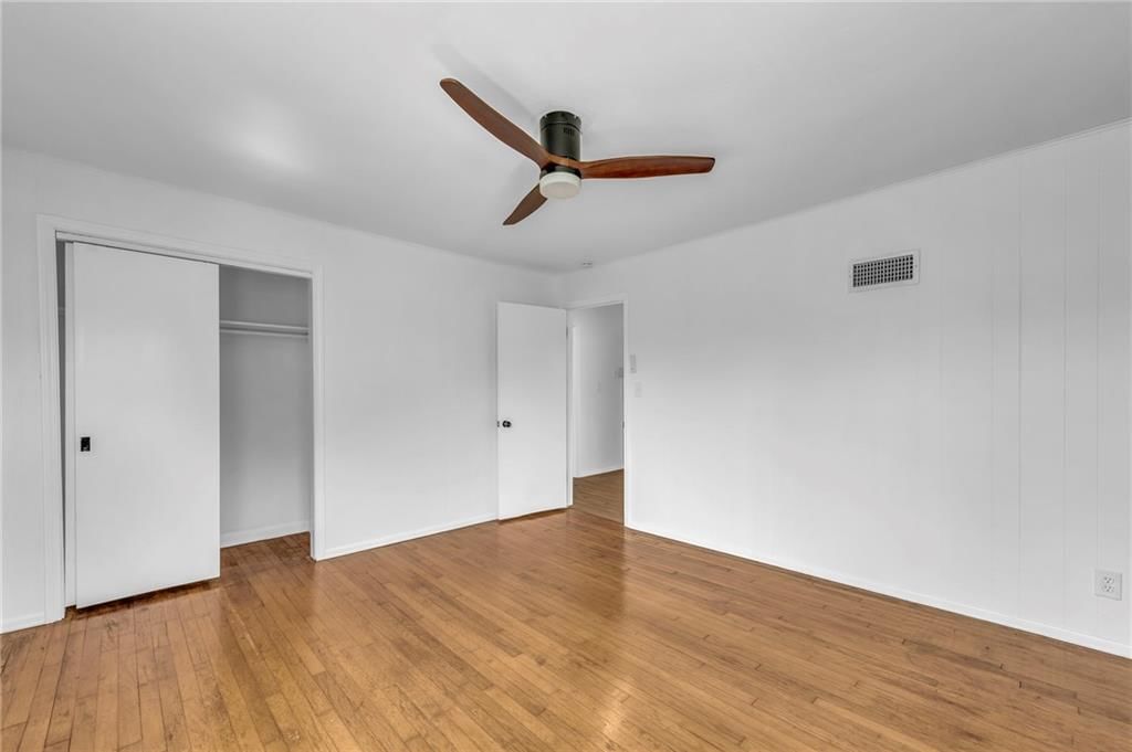5700 Farley Avenue — photo 23