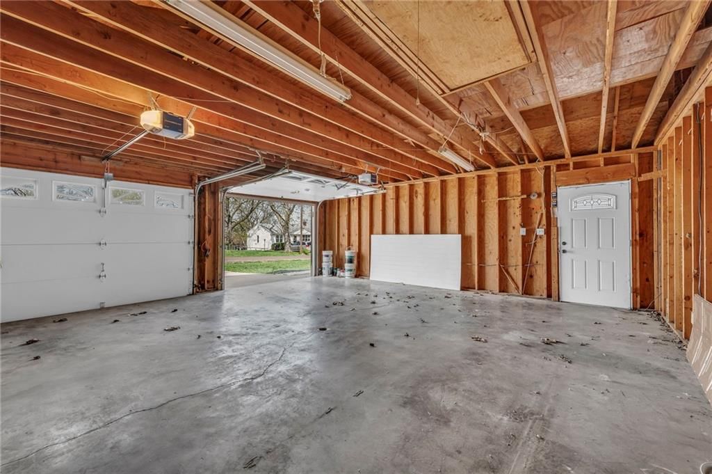 5700 Farley Avenue — photo 31