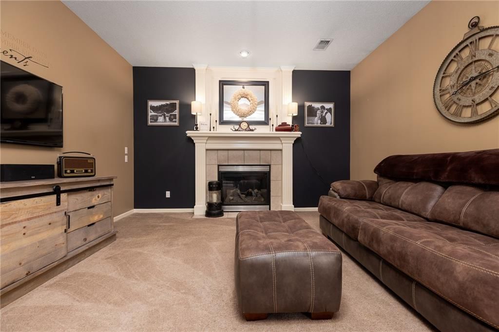 7441 N Mckinley Avenue — photo 23