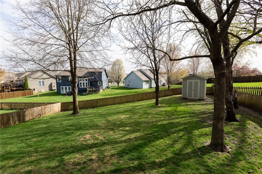 7441 N Mckinley Avenue — photo 33