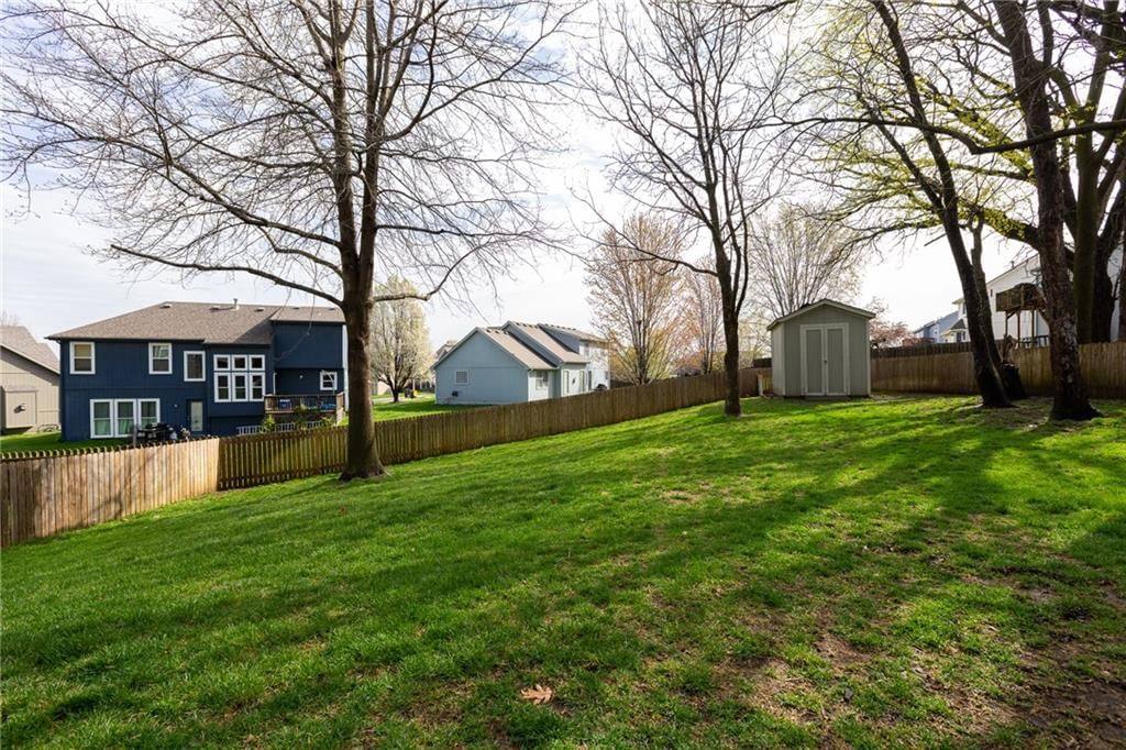 7441 N Mckinley Avenue — photo 36