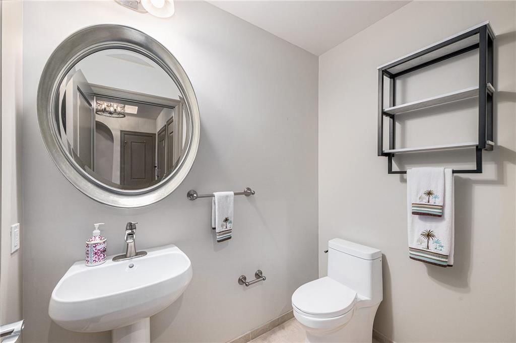 3800 N Mulberry Drive — photo 29