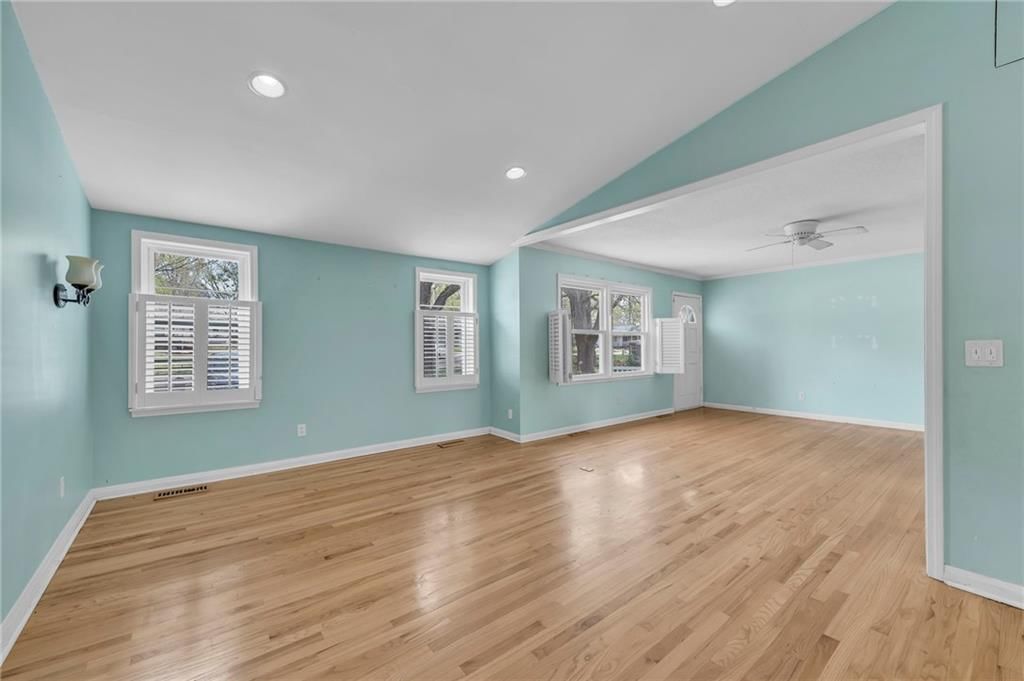 701 N Chestnut Street — photo 5