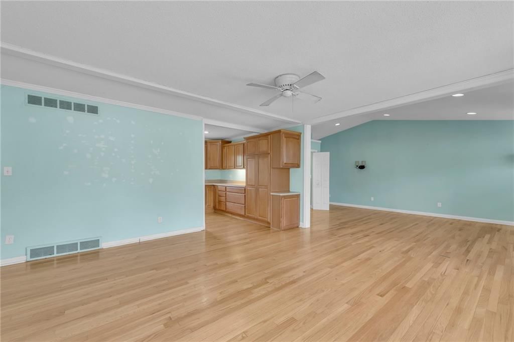 701 N Chestnut Street — photo 6
