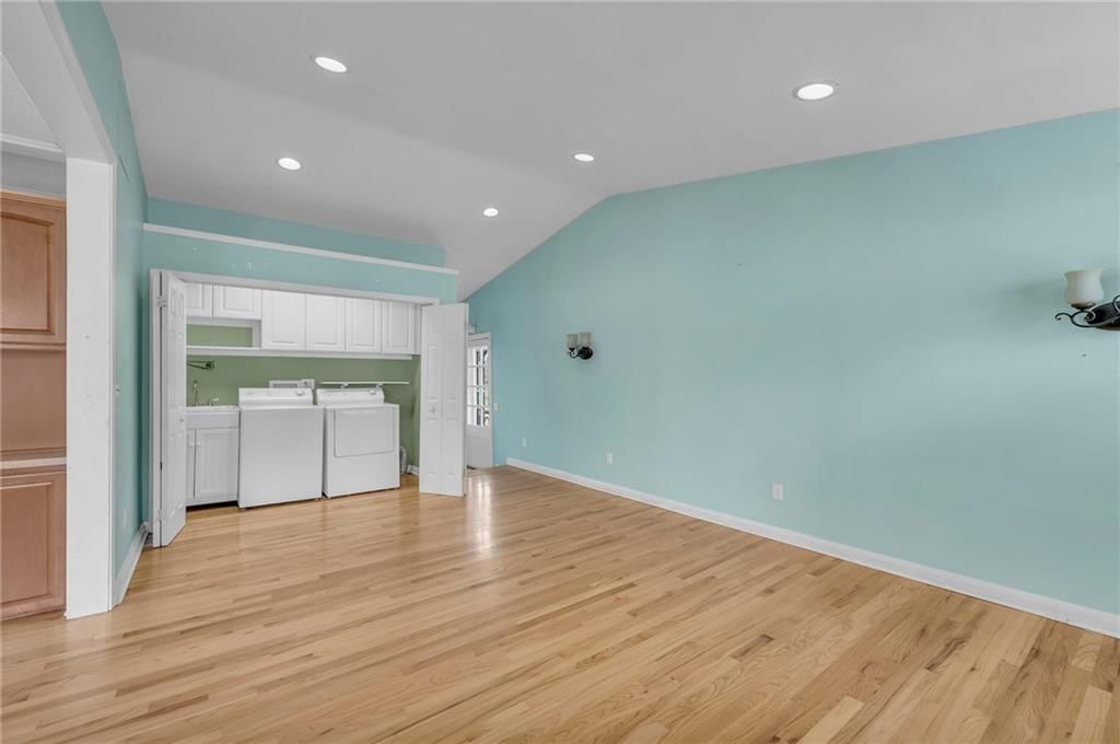 701 N Chestnut Street — photo 14