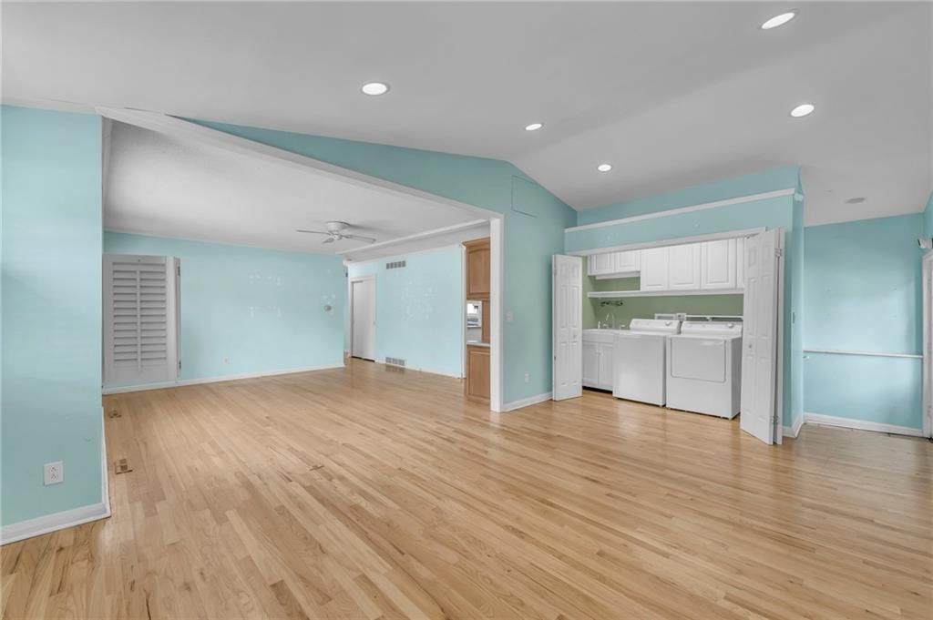 701 N Chestnut Street — photo 15