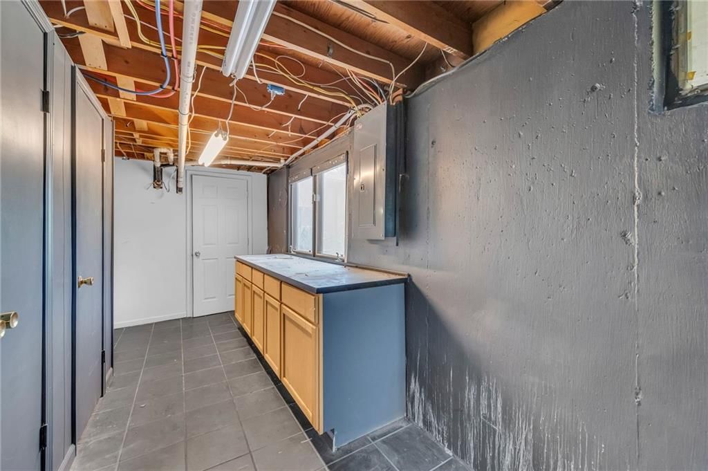 701 N Chestnut Street — photo 26