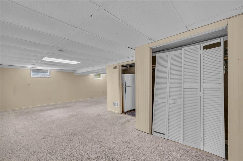 701 N Chestnut Street — photo 28