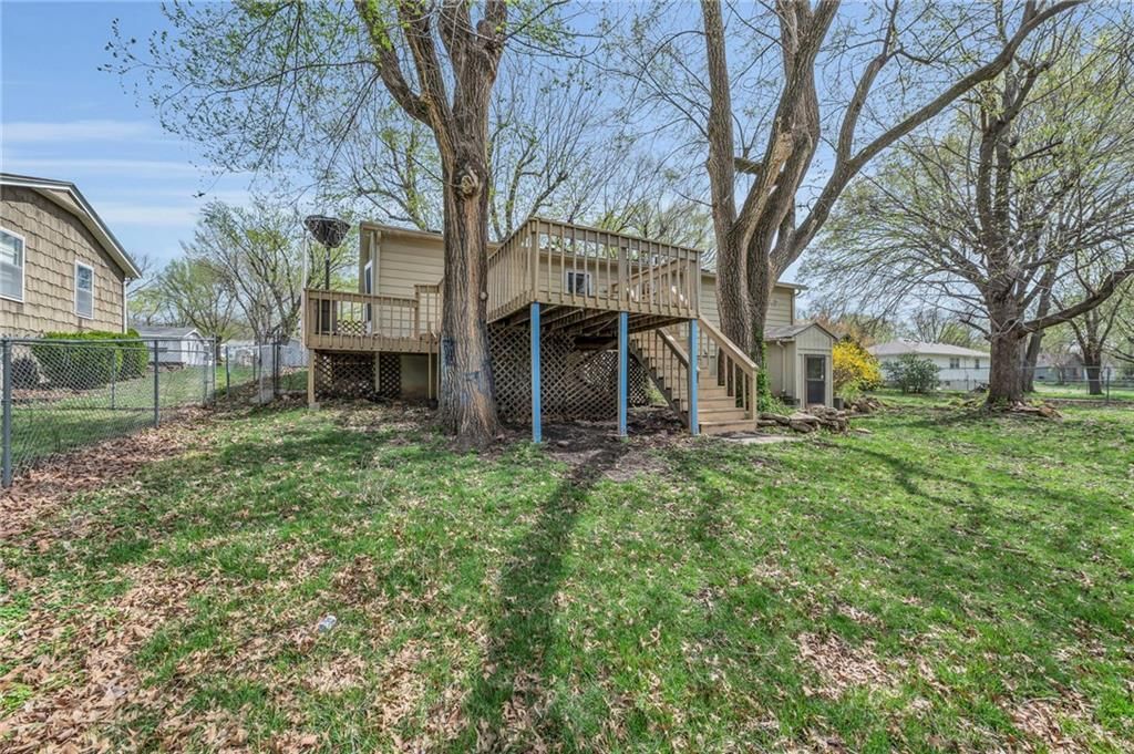 701 N Chestnut Street — photo 40