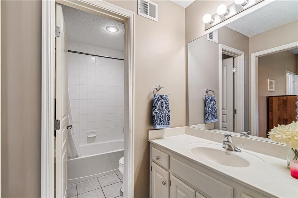 5220 W 166th Street — photo 38