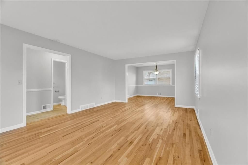 6801 NW Park Plaza Avenue — photo 8