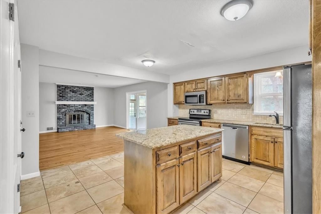 6801 NW Park Plaza Avenue — photo 14