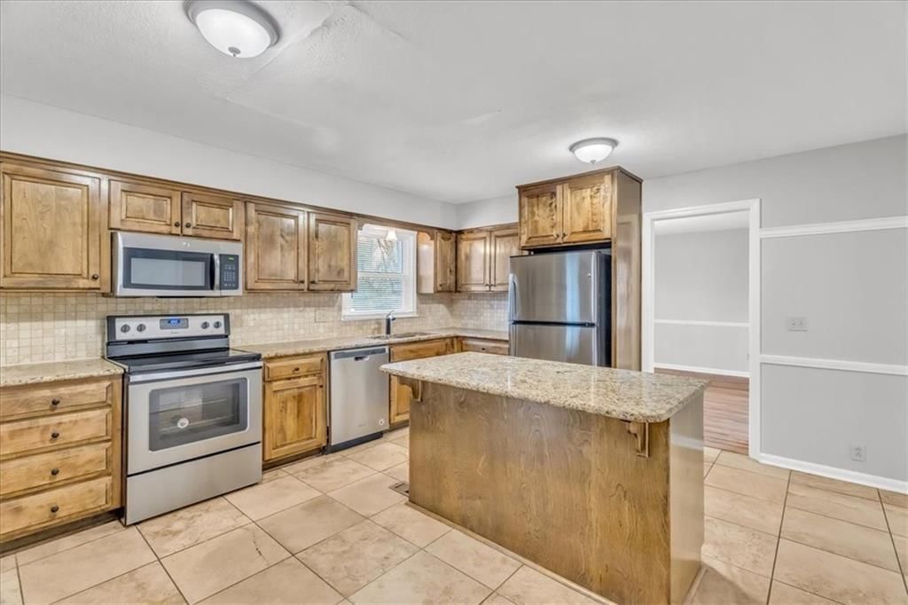 6801 NW Park Plaza Avenue — photo 15