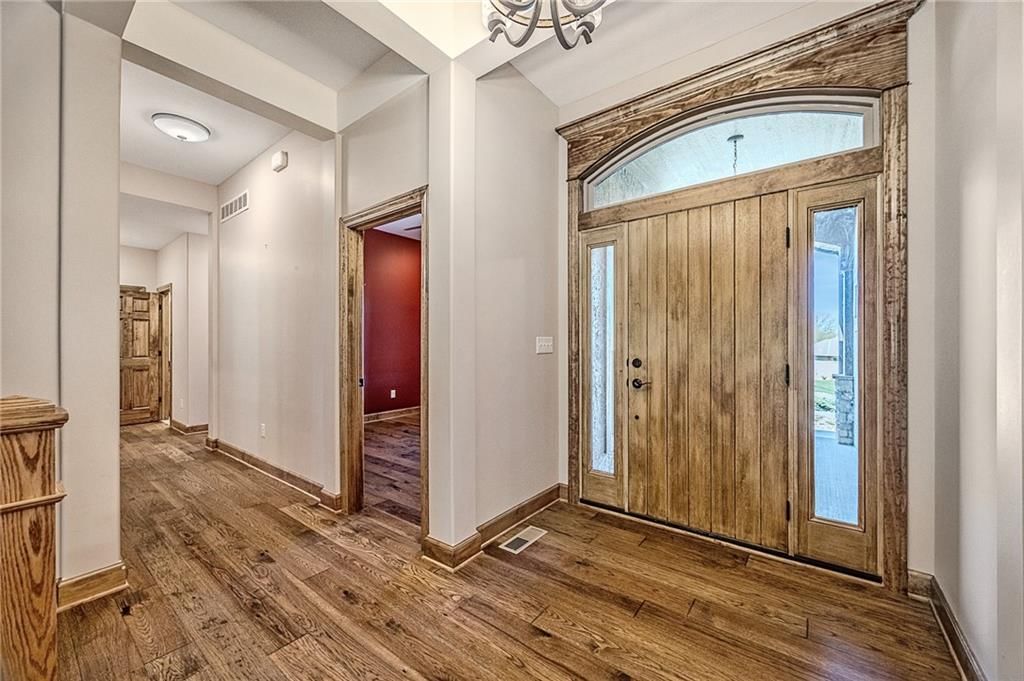 Photo 9 of 43 - 1881 Willow Tree Court