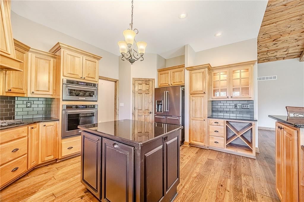 Photo 12 of 43 - 1881 Willow Tree Court