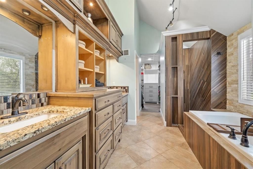 16486 W 132nd Court — photo 14