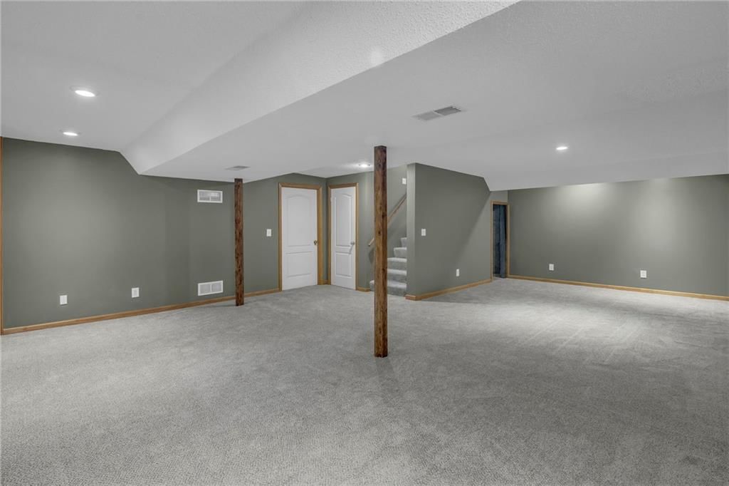 15802 Ash Lane — photo 43