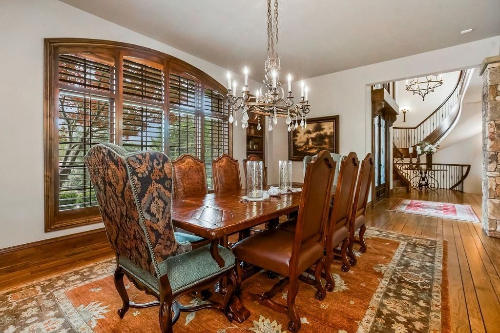 Photo 14 of 54 - 14603 Linden Street
