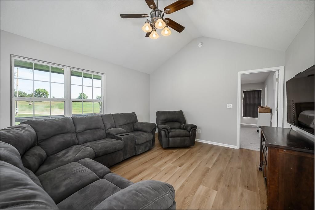 24601 Garrett Road — photo 7