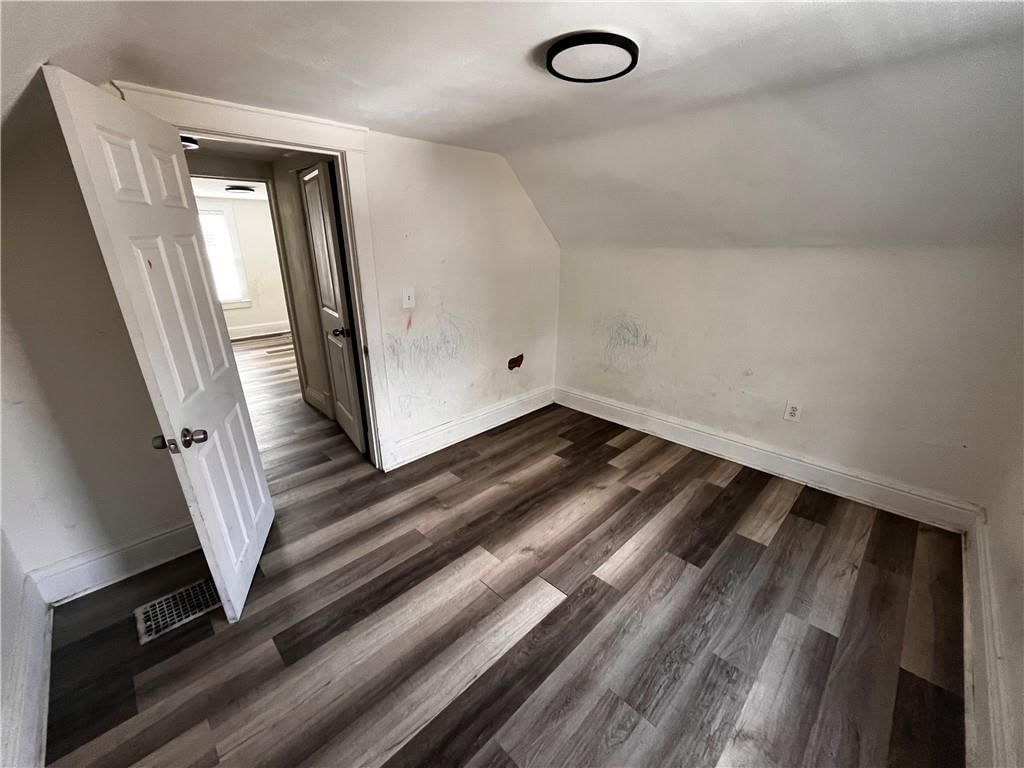 1401 Belmont Avenue — photo 22