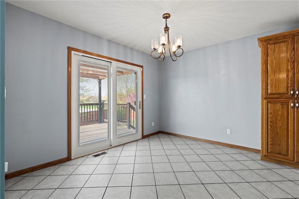 2200 Hidden Valley Drive — photo 11