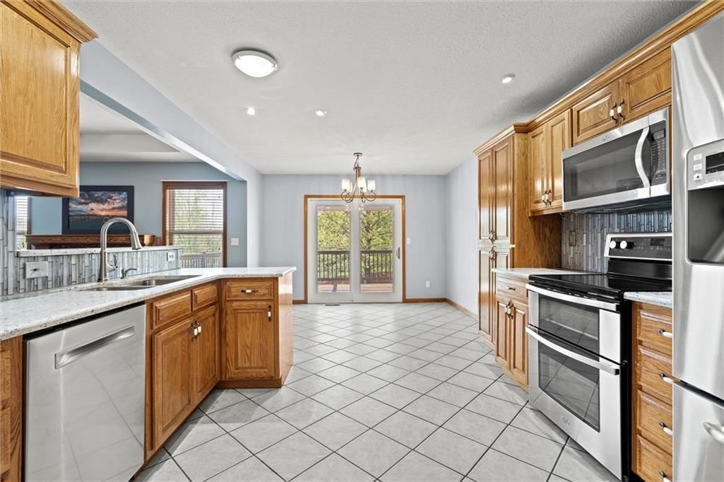 2200 Hidden Valley Drive — photo 16