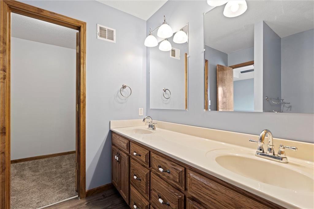 2200 Hidden Valley Drive — photo 27
