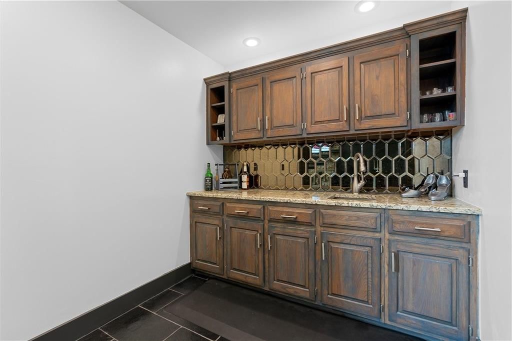 8812 NE 176th Street — photo 13