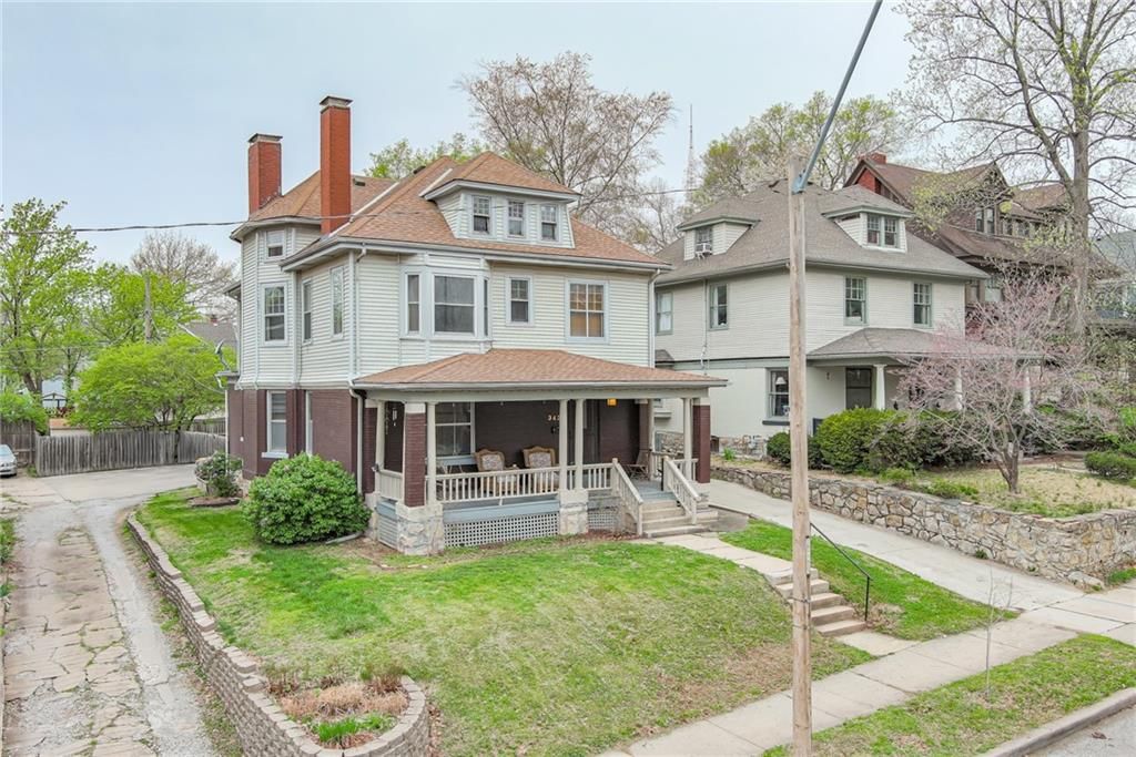 Photo 41 of 49 - 3420 Campbell Street