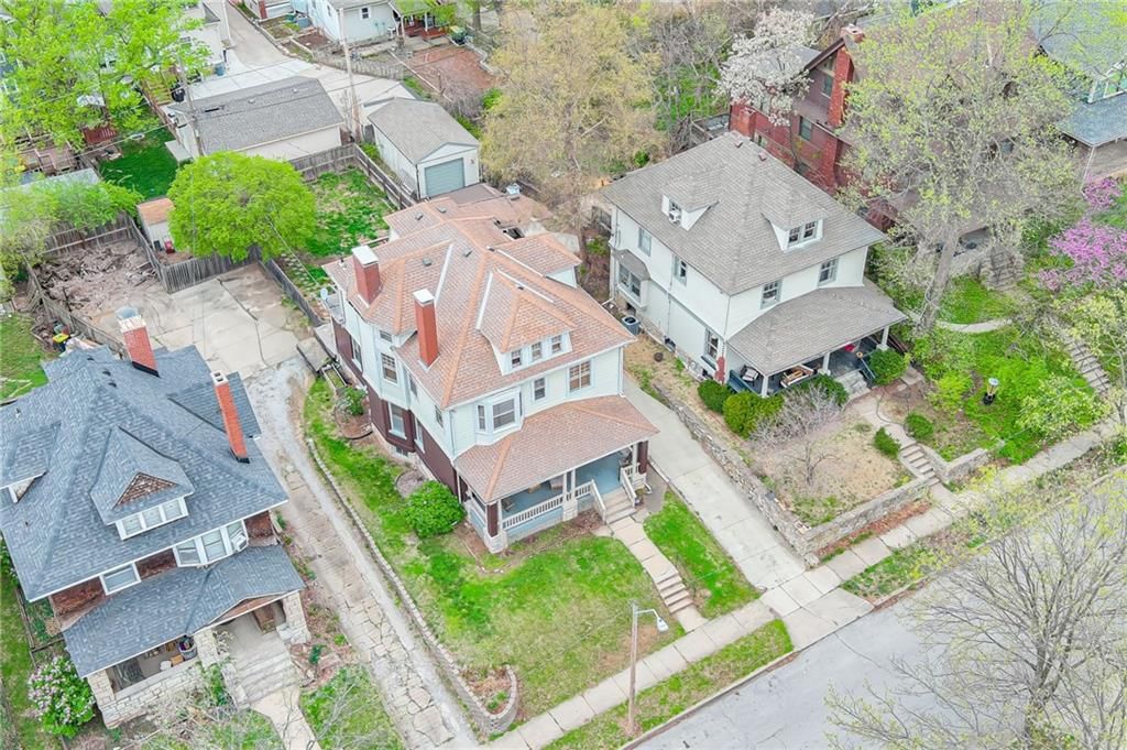 Photo 43 of 49 - 3420 Campbell Street