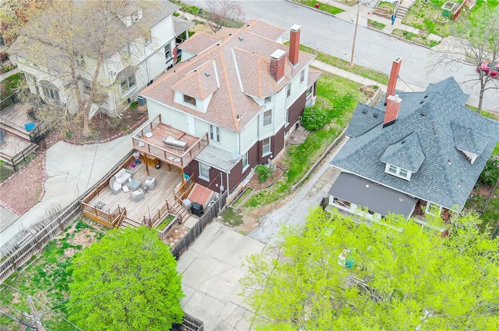 Photo 44 of 49 - 3420 Campbell Street