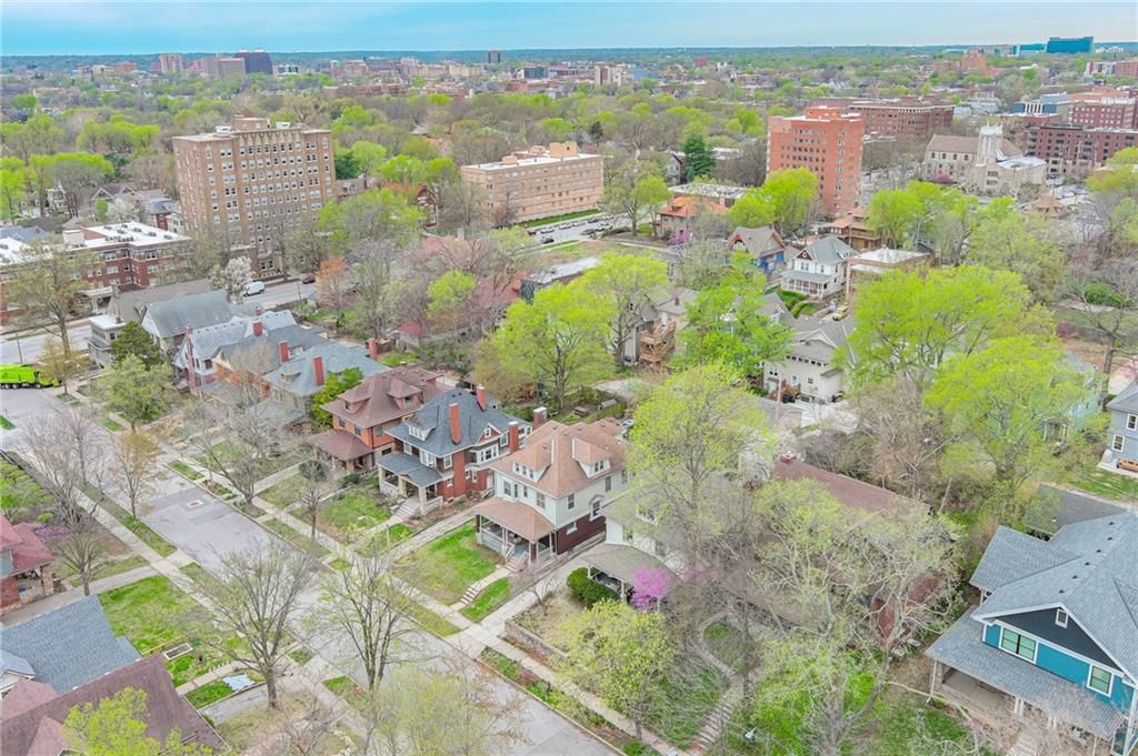 Photo 46 of 49 - 3420 Campbell Street