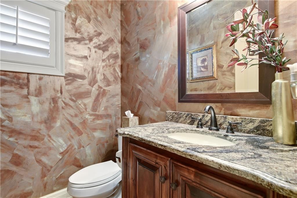 3713 W 140th Street — photo 32