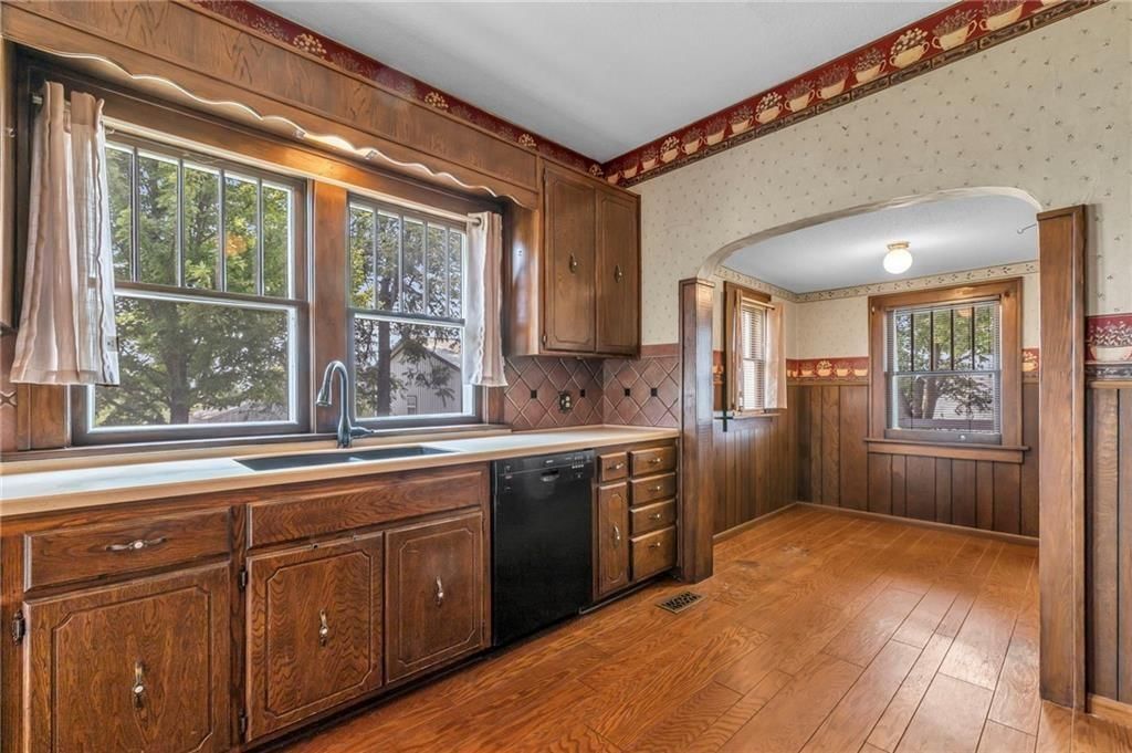 22590 Edgerton Road — photo 28
