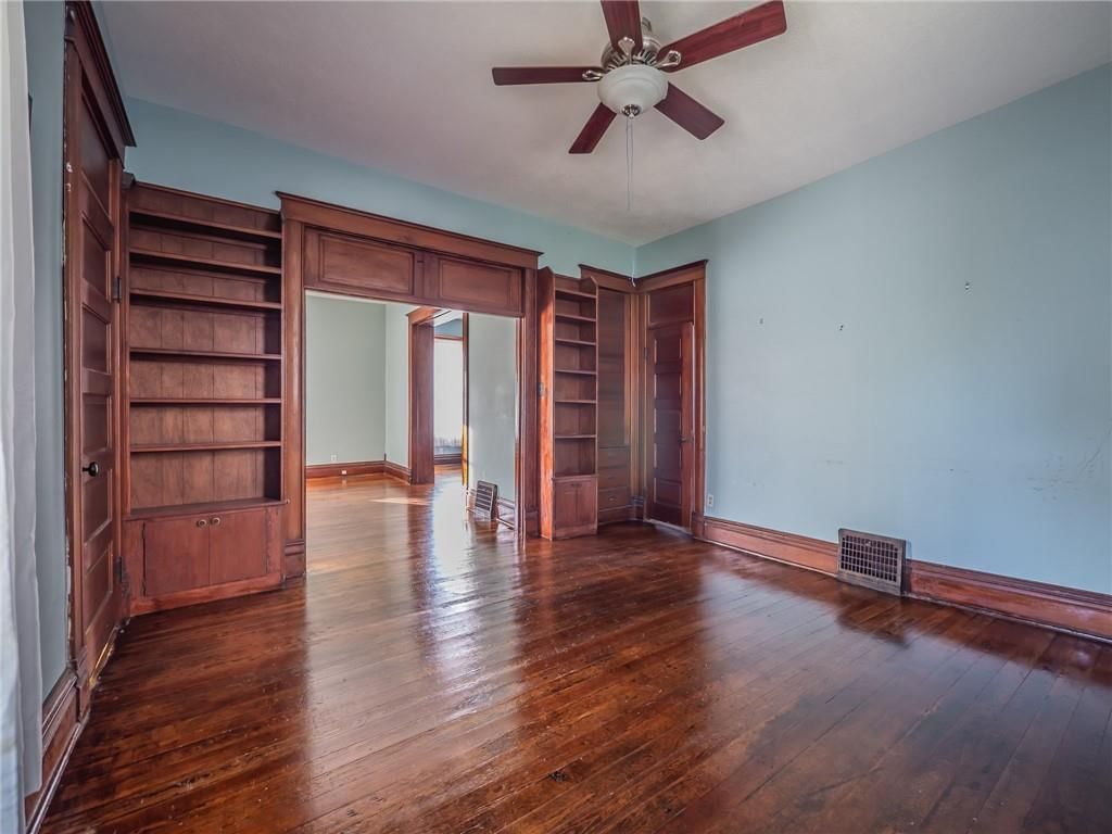 625 W 1ST Street — photo 10