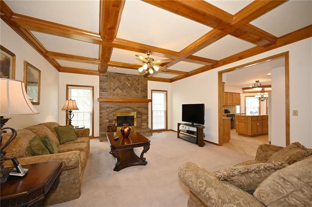 4305 Shady Lane Drive — photo 8