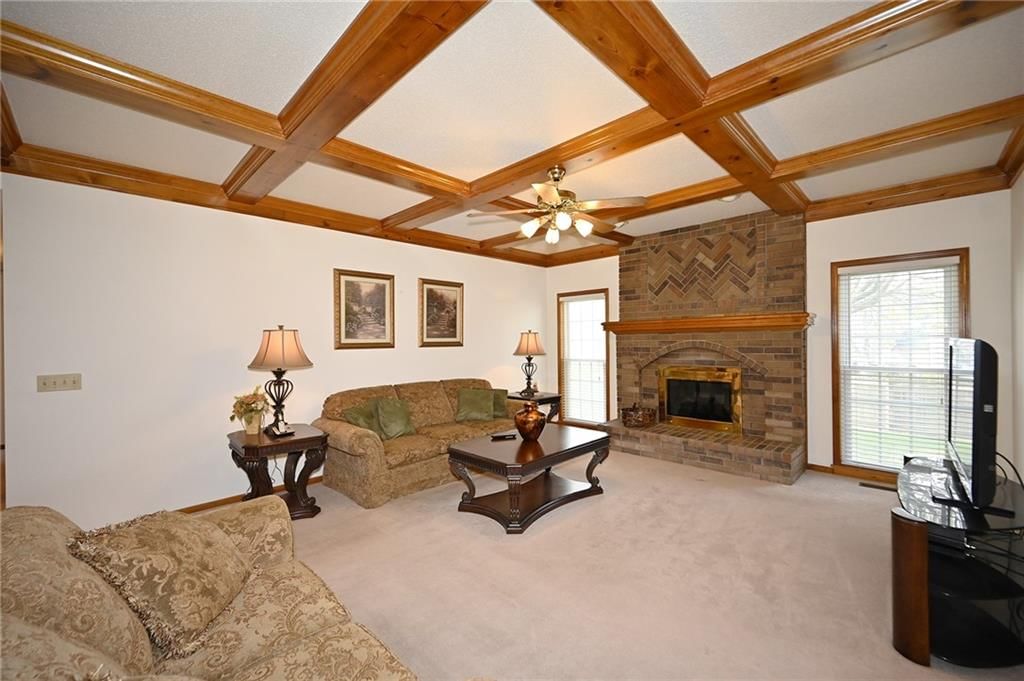 4305 Shady Lane Drive — photo 9